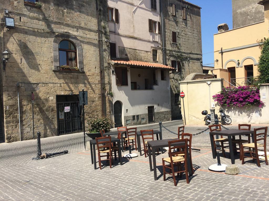 Le Stalle Del Seminario Tarquinia Bagian luar foto
